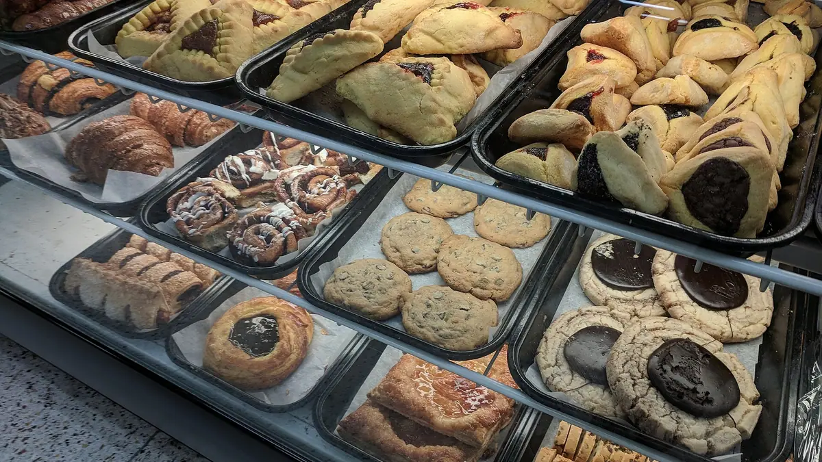 Alexandra Bakery – bakery in Hyson Green, Nottingham